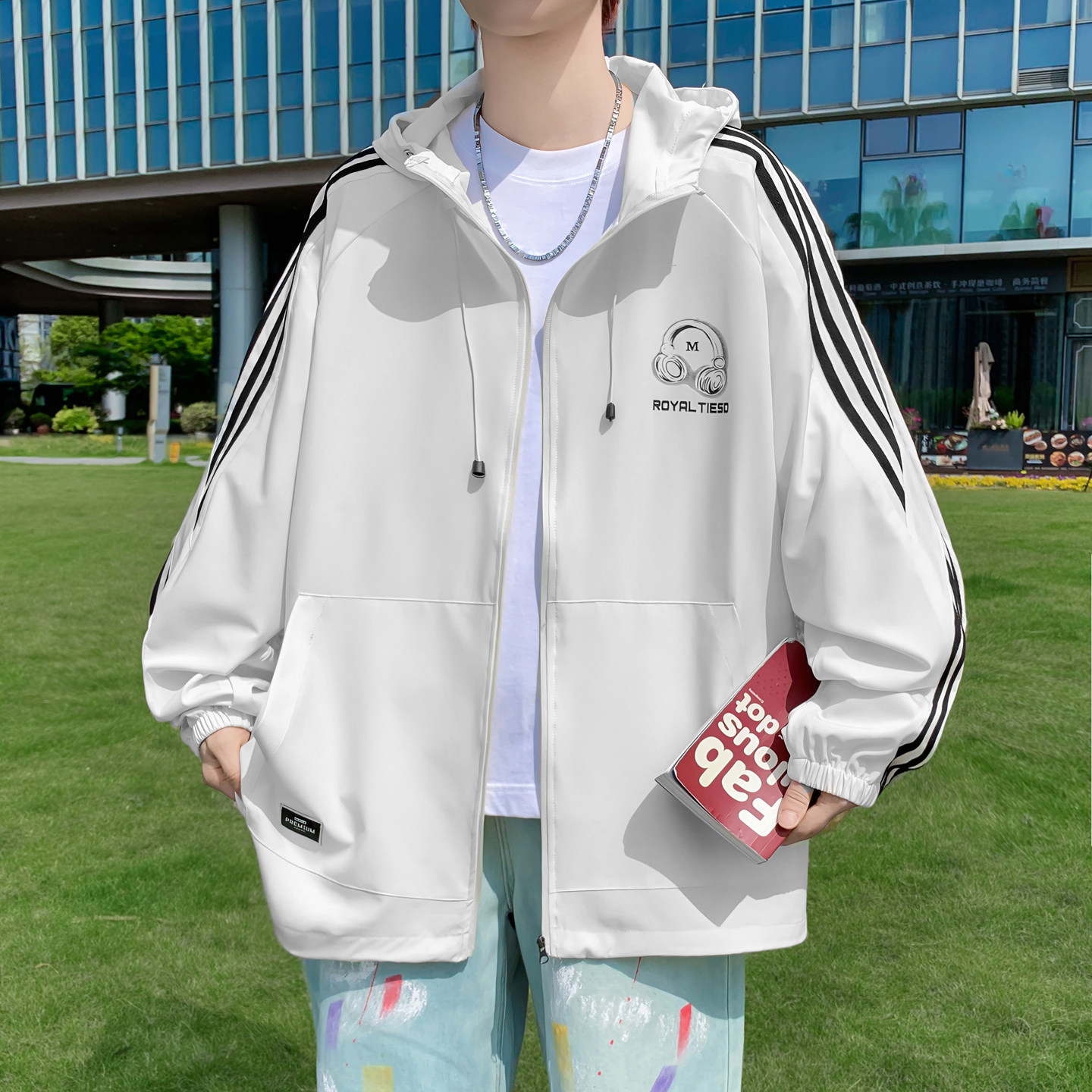 冰丝防晒衣服男孩夏季薄款初中生青少年透气速干宽松夹克男装潮牌