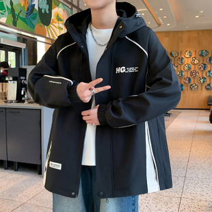 防风夹克外套男生春秋季新款大学生青少年宽松休闲冲锋衣服男装士