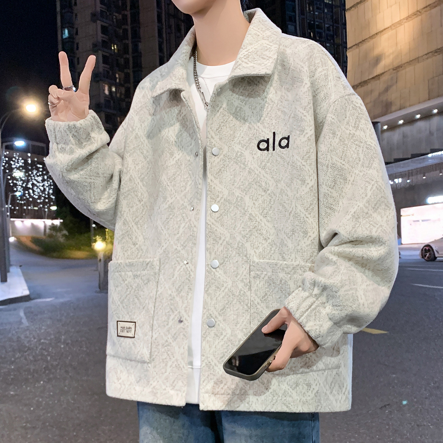 美式男生春秋新款休闲翻领夹克潮流宽松青少年格子外套上衣男装士