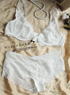 75B75C 欧单W**L 复古超薄文胸蕾丝薄型内衣套装无垫刺绣透明夏季