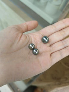 珠还合浦  高端大溪地珍珠裸珠高光孔雀绿色