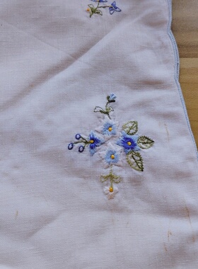 H230 刺绣 盘垫 白色蓝边小蓝花  棉质33×45cm（2片）