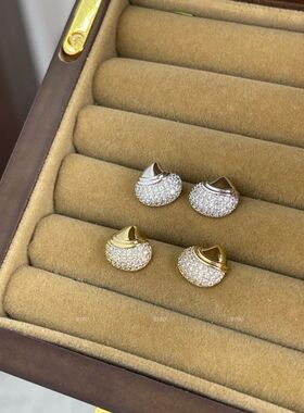 欧比雅比贝壳S925银针高级感时尚百搭精致温柔耳环耳钉耳饰08701