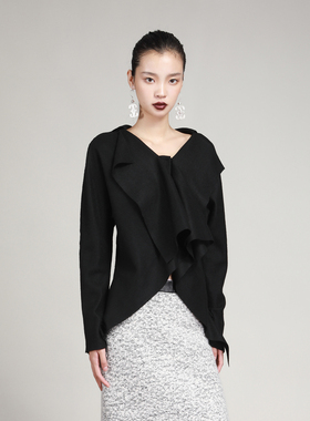 MIAHAN2025冬季新款小众设计感暗黑风修身显瘦V领羊毛呢外套上衣