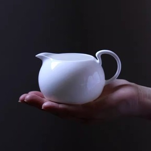 见山阁｜无欲｜潮州工夫茶正宗骨瓷超薄公道杯小号纯白陶瓷分茶器