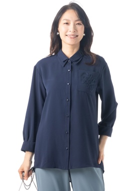 日单品牌春夏新款气质百搭翻领系扣口袋字母刺绣雪纺衫上衣26972