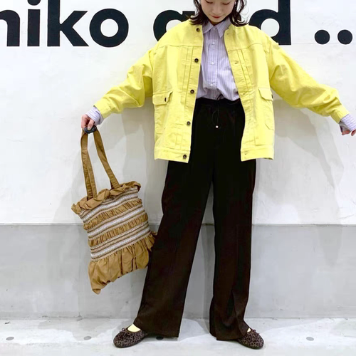 简单大方松紧腰系带休闲裤