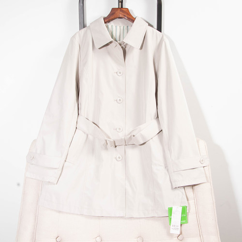 日单春秋显气质翻领收腰风衣女