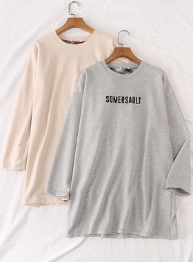 日单春秋新款休闲圆领格子内领字母印花下摆开叉毛圈卫衣女20099