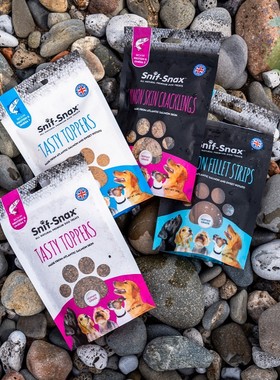 港购 蘇格蘭Snif-Snax三⽂⿂混合款式狗小食紅薯柳條健康狗零食