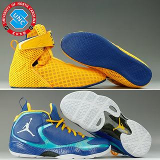 北卡大学 AIR JORDAN 2012 龙年套装 超限量 篮球鞋 484654-401