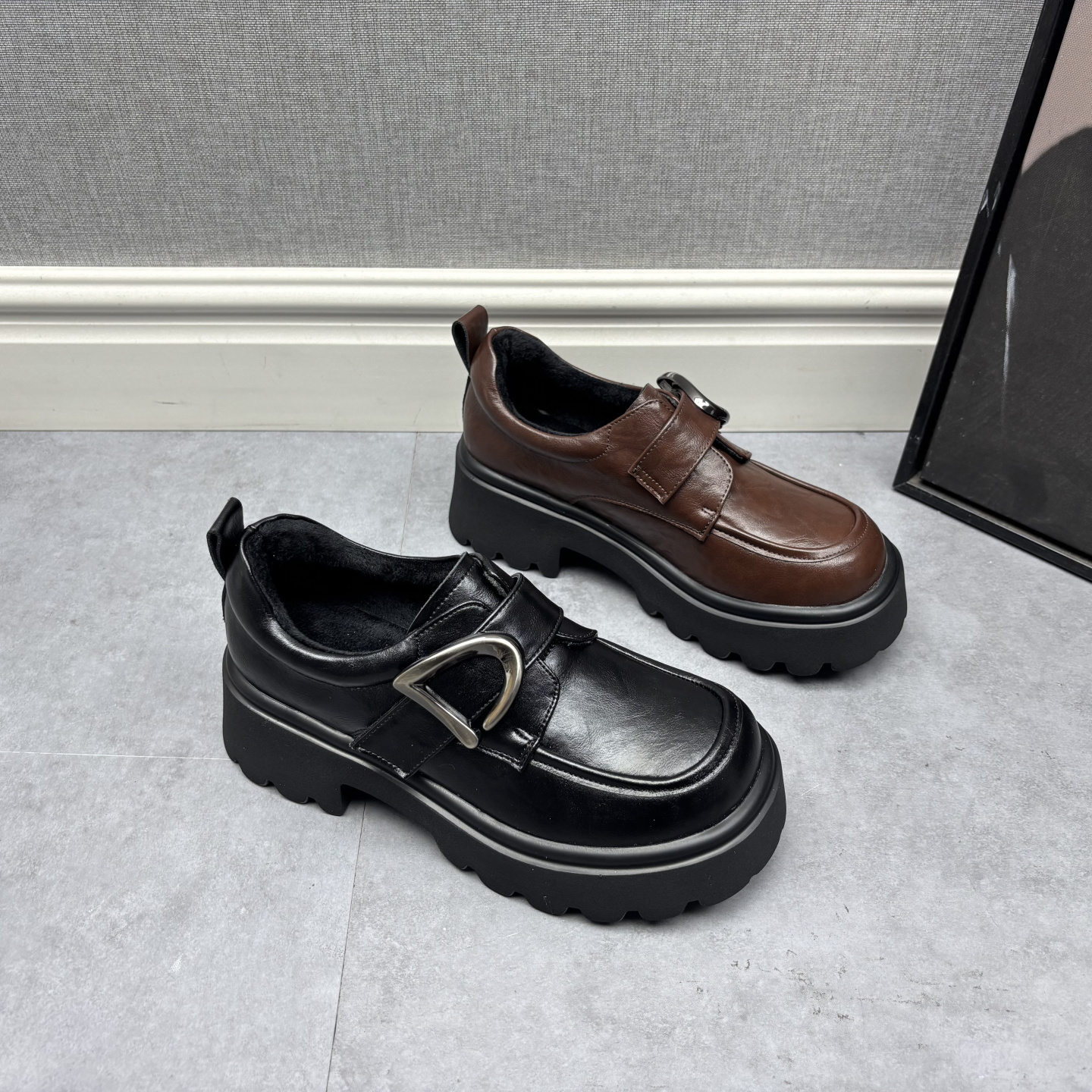 工厂断码真皮女鞋冬季新款时尚舒适圆头厚底轻便保暖牛皮女棉鞋