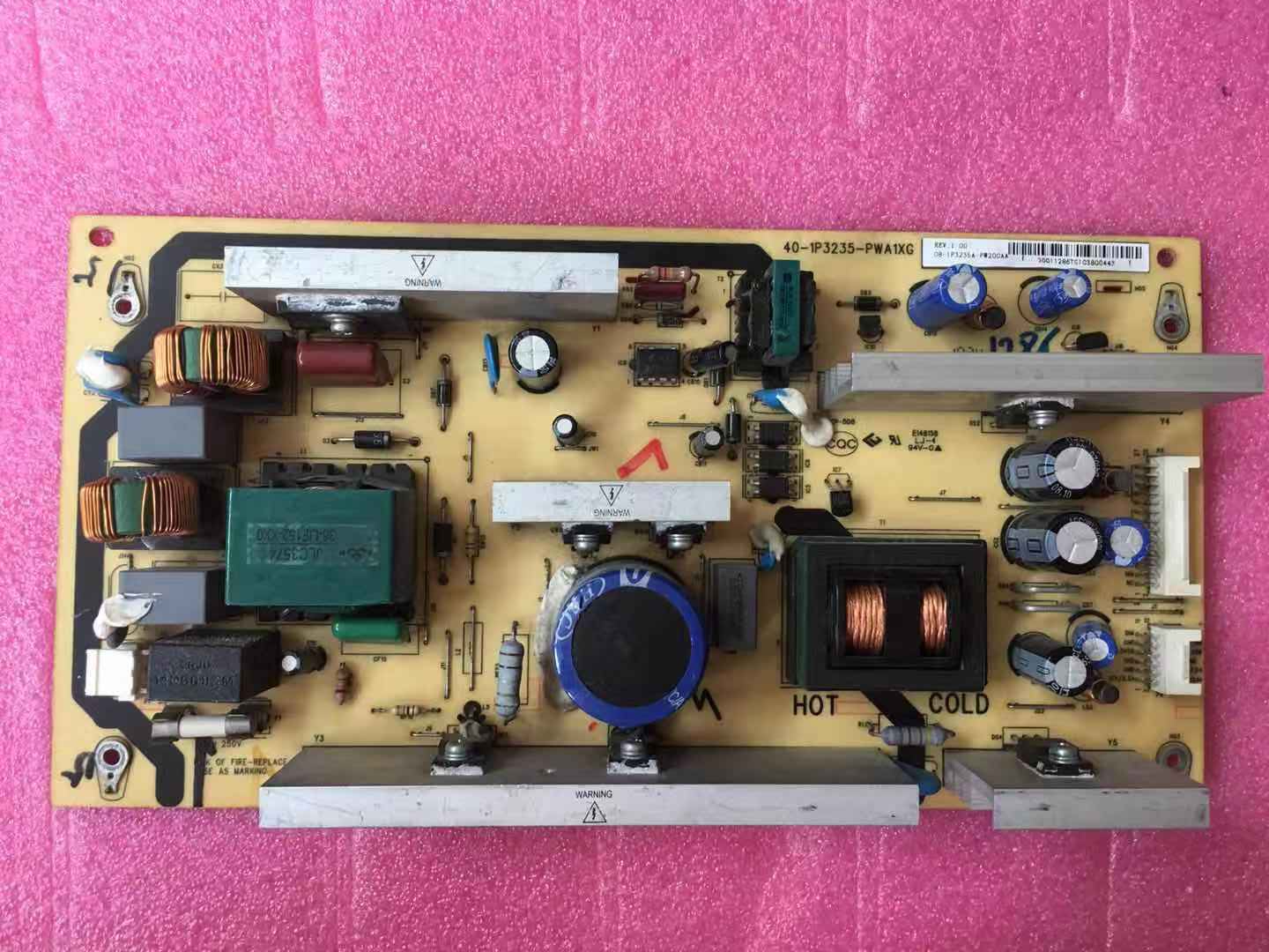 TCL L40E9FBE 电源板40-PL4235-PWC1XG 电源板40-1P3235-PWA1XG