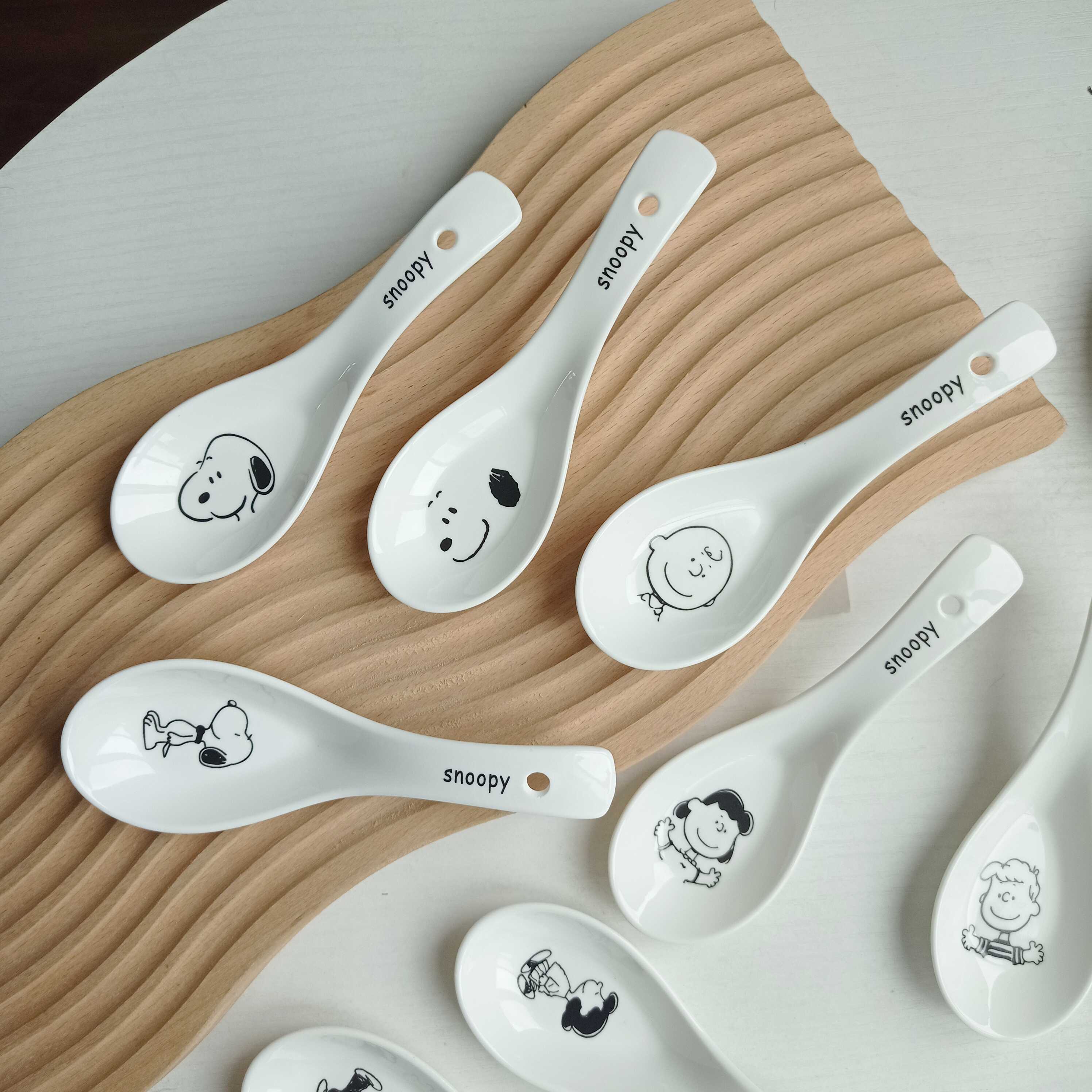 史努比陶瓷饭勺碟子可爱卡通家用汤匙饭勺调羹勺汤碗蘸料碟单柄碟