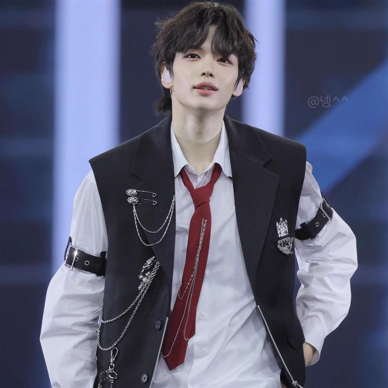 SM新团Hamin李河珉同款男团打歌服歌手演出服舞蹈练习生西