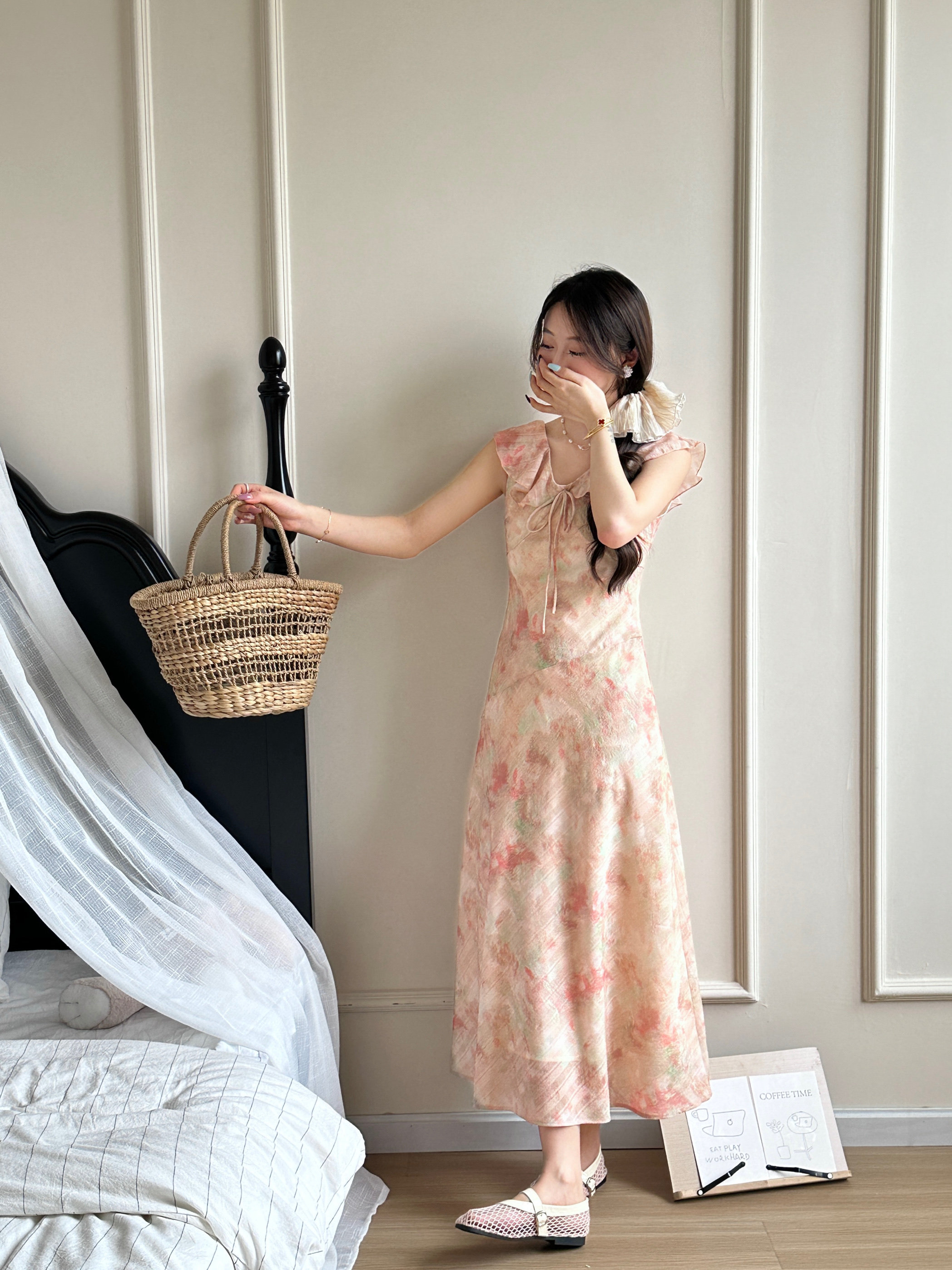 法式仙女风气质荷叶边晕染连衣裙女V领碎花温柔风小飞袖显瘦长裙