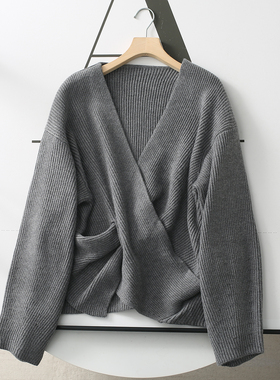 30羊毛混纺 慵懒风交叉V领坑条针织衫女灰色落肩松弛毛衣气质上衣