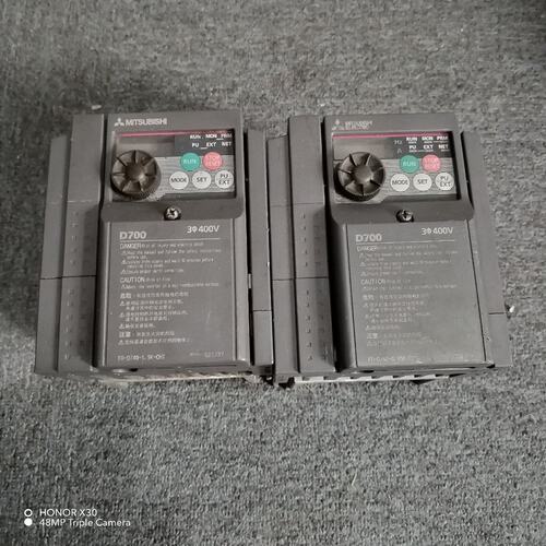 议价D740变频器，0.75KW，380V，可维修