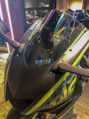YAMAHA 雅马哈R6 碳纤维改装 加大加高风挡风镜茶黑幻彩镜片