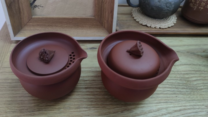 僧帽手抓壶 坭兴陶莲系列