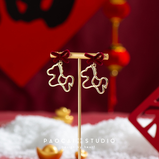 原创马大大耳饰新年红色蝴蝶结马年过年秋冬耳钉生肖喜庆耳环耳夹