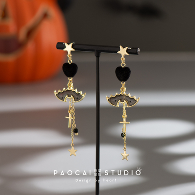 泡菜皇后万圣节暗黑蝙蝠耳钉