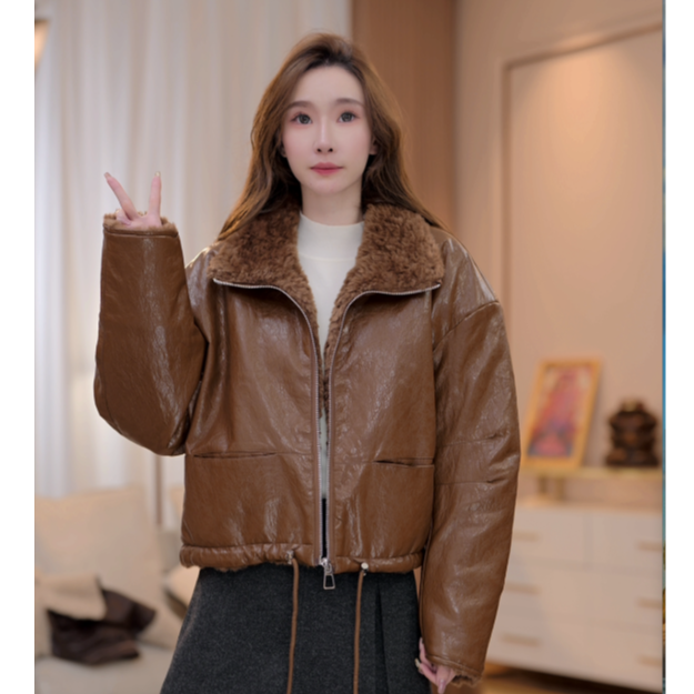 【新款上新】马克华菲新款翻领皮外套秋冬款夹克外穿轻奢风jcc