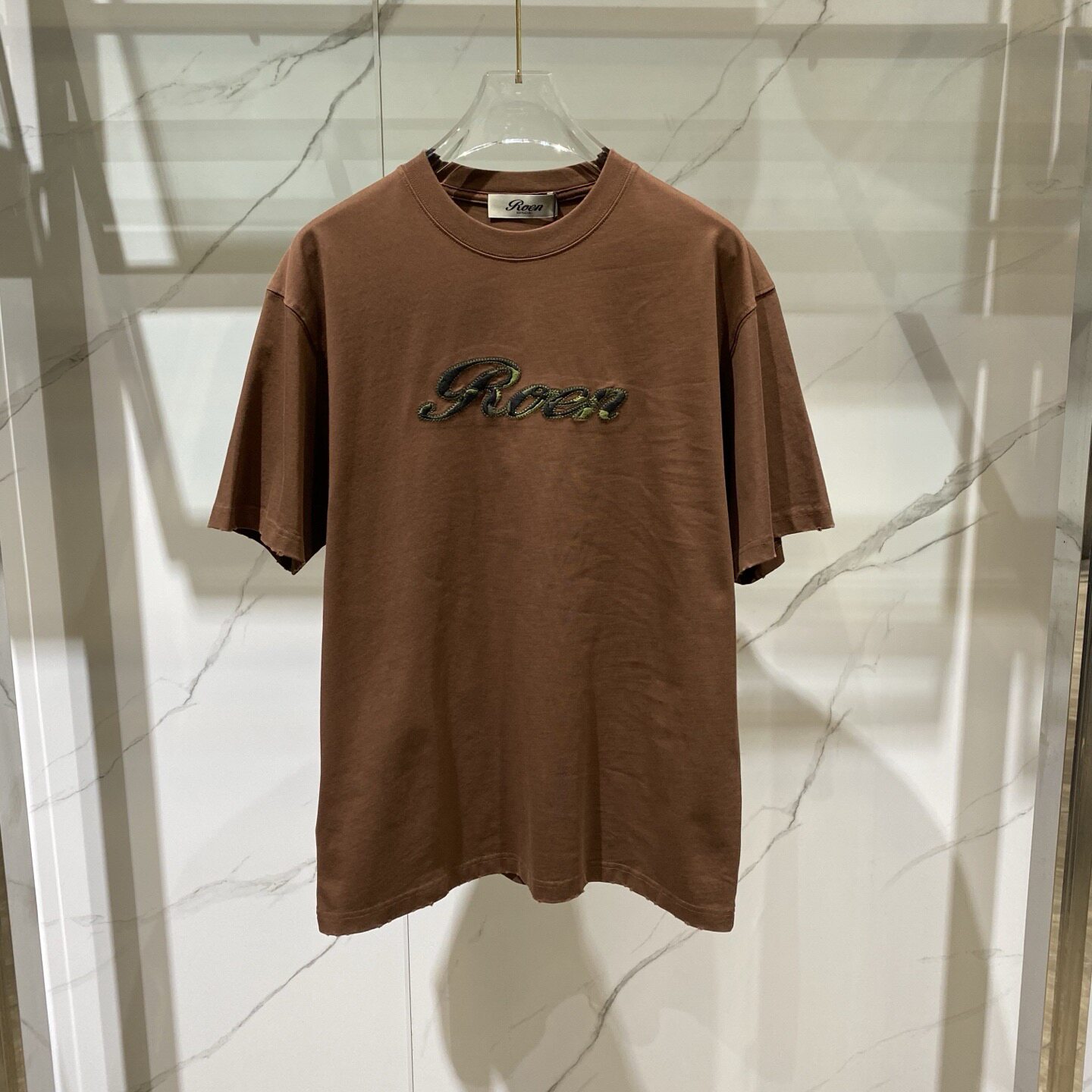 ROEN 26春夏新款logo字母迷彩刺绣男士短袖T恤