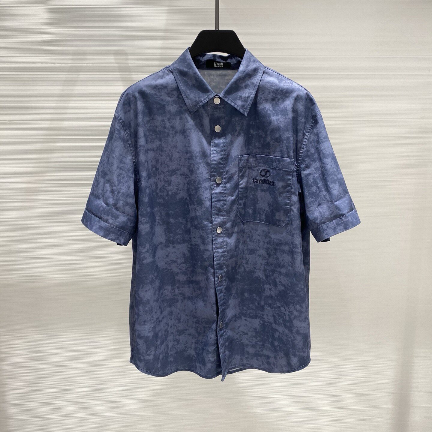 Cavalli Class男装 26春夏新款logo字母刺绣男士短袖衬衫 2F1151