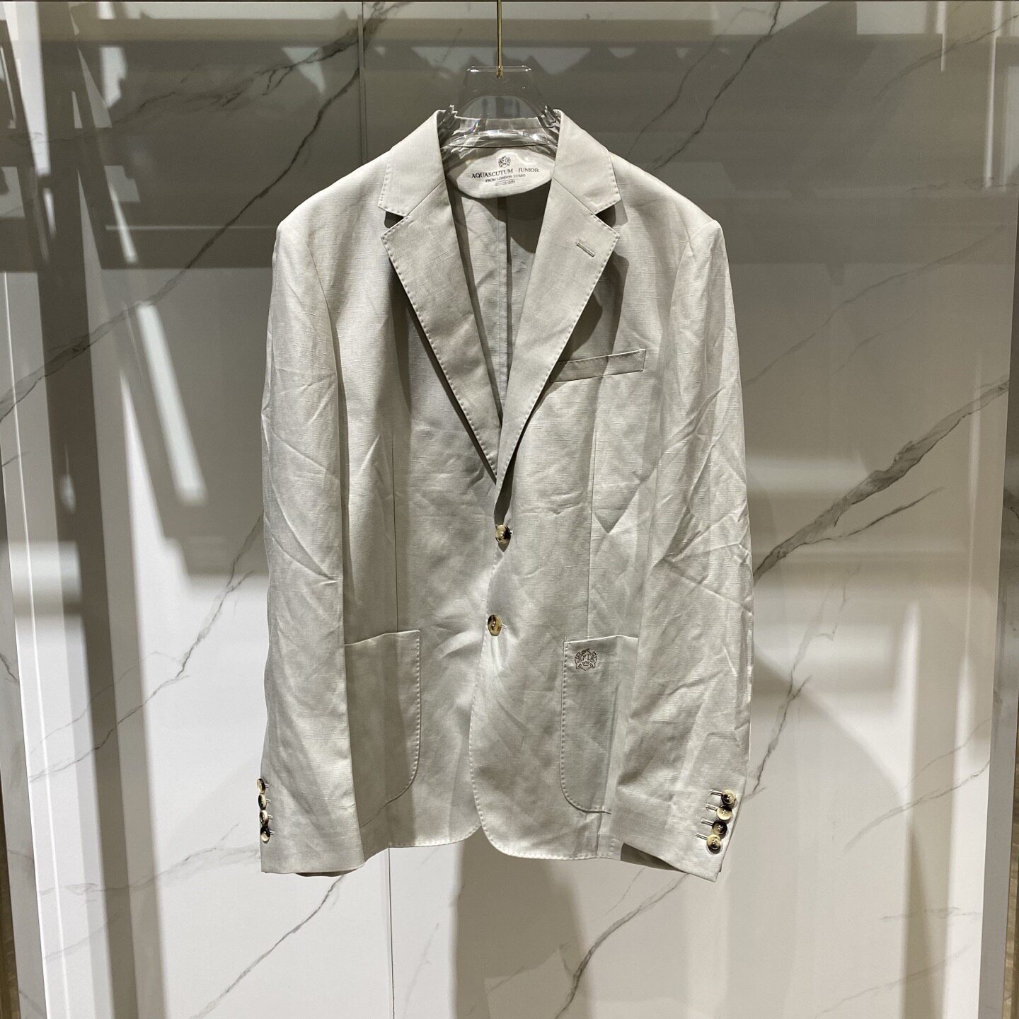 Aquascutum雅格狮丹 26春夏新款logo图案刺绣男士单西休闲西服