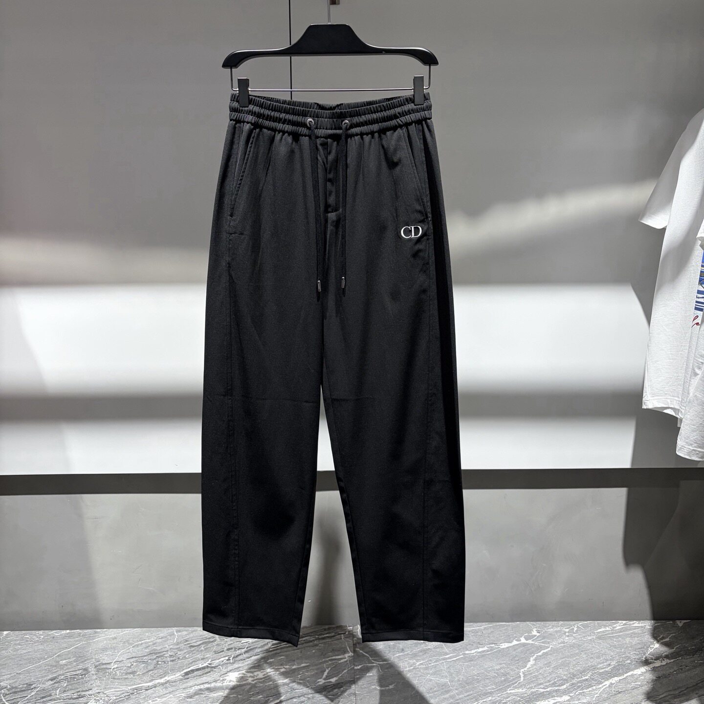 CDHOMME 26春夏新款logo字母刺绣后兜贴布印花男士直筒休闲裤