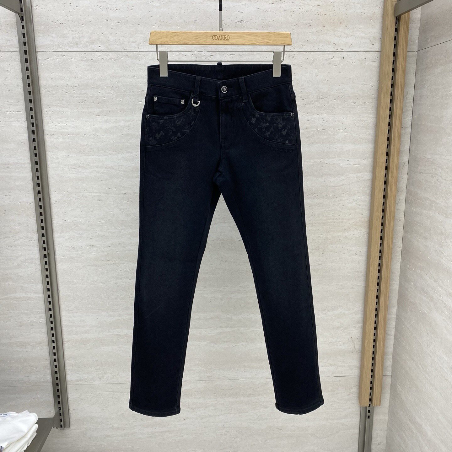 Dartin Bonaparto 26秋冬双刀字母刺绣印花男士修身牛仔裤 617265