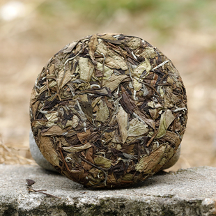 显然堂 福鼎白茶 新年福利 2018秋荒野老枞寿眉饼 150克/饼老白茶