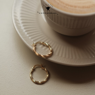nisforneverland失物招领简约日常保色蛇骨圈圈法式18k包金耳环