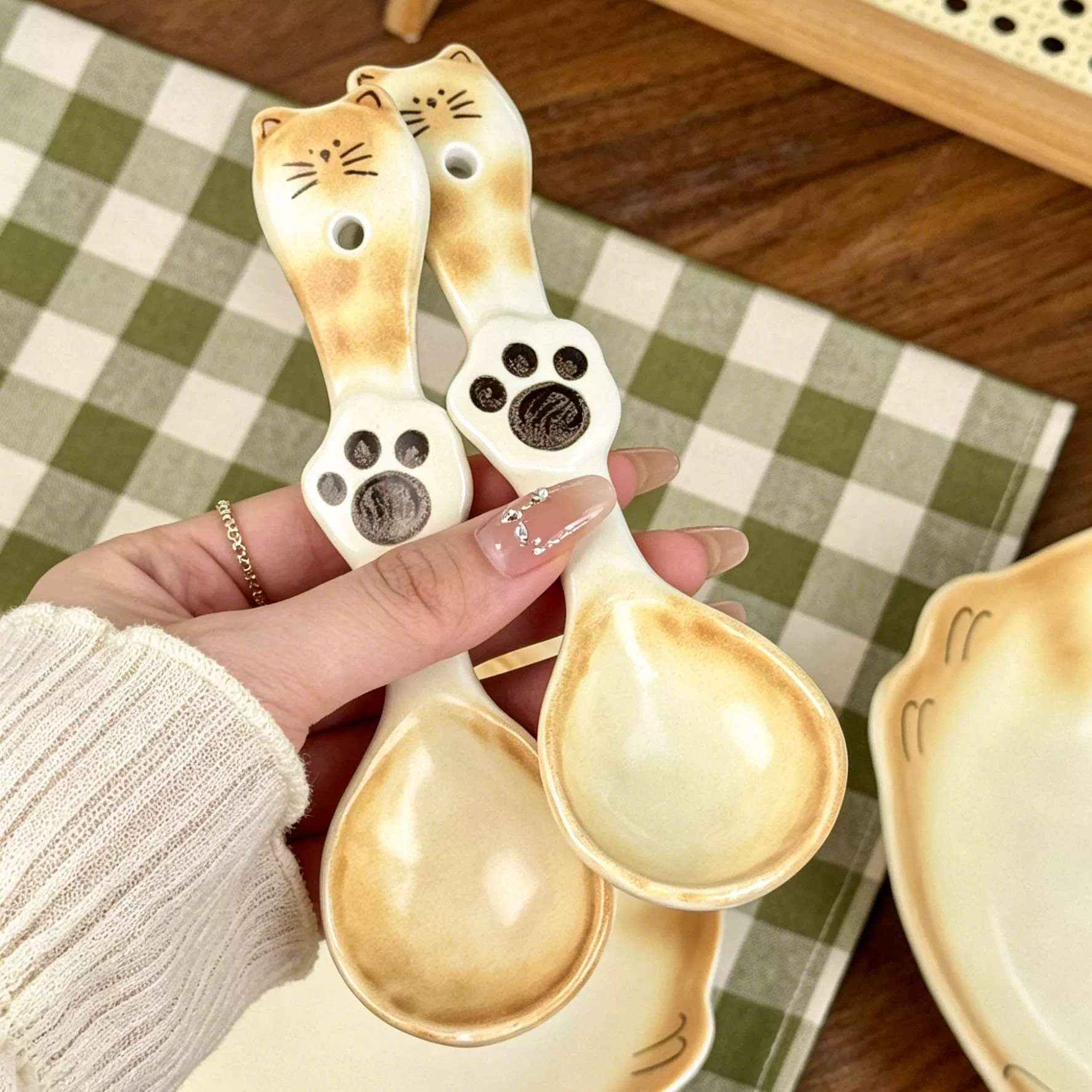 卡通可爱陶瓷勺子创意猫咪勺个人高颜值漂亮的长柄汤勺小汤匙调羹