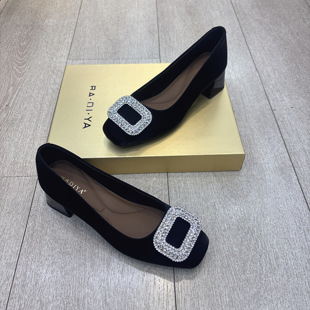 巴迪雅正品2026春款百搭舒适女鞋方头浅口单鞋软底小皮鞋601-116