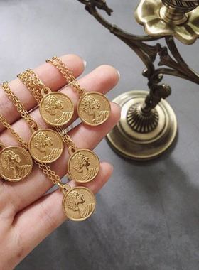 人像金币锁骨链WildMood钛钢女