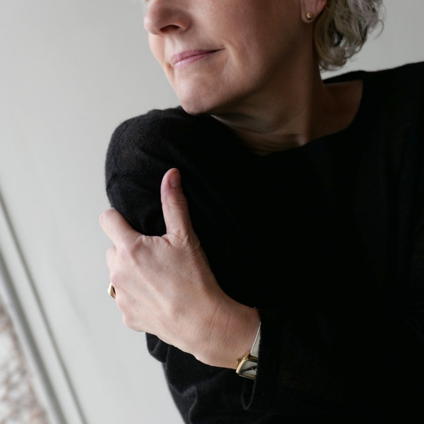 秋冬女士黑色船领60支精纺山羊绒长袖宽松打底衫内搭针织衫,女装/女士精品,羊绒衫,淘宝优惠券,粉丝福利购,淘宝优惠卷