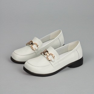 加肥46加宽44真皮45坡跟乐福鞋 特大码 41英伦小皮鞋 女鞋 44漆皮单鞋