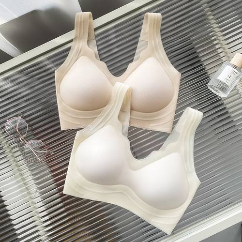 无痕内衣女小胸专用一体式固定聚拢防下垂高中生学生吊带美背文胸