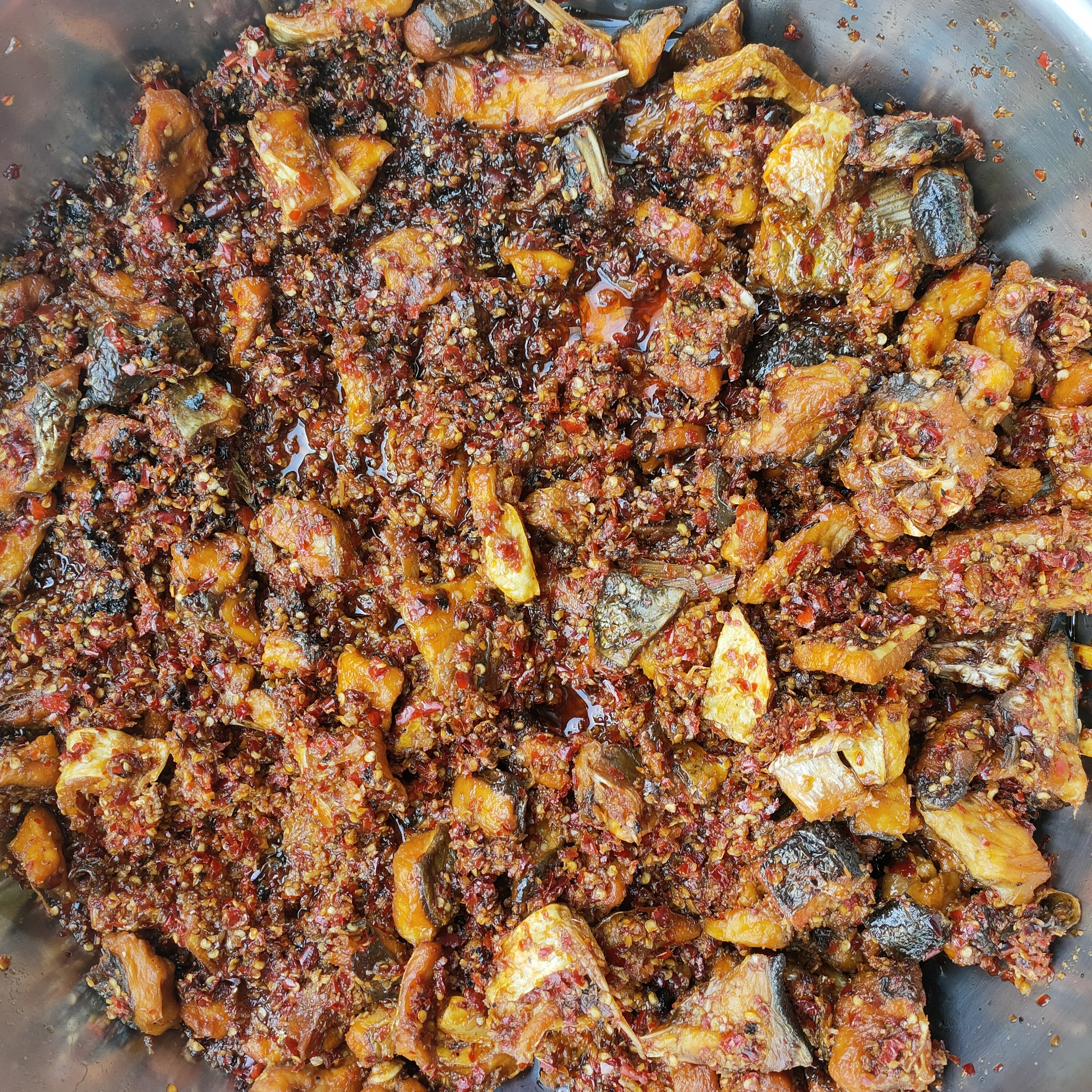 江西特产即食腊鱼香辣鱼排鱼块