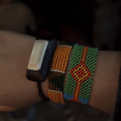 非洲坦桑尼亚部落旅行街头艺术家手工黑檀木牛骨头方形手镯吊坠