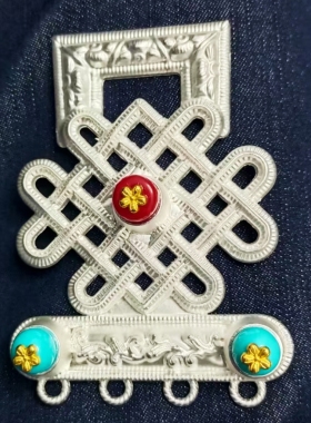 云南藏族少数民族特色大中国结吉祥结腰间名牌合金吊坠配挂饰diy