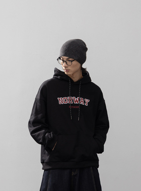 QUEENSHOP2025秋冬新品男装NORWAY刺绣休闲连帽卫衣-黑01099455