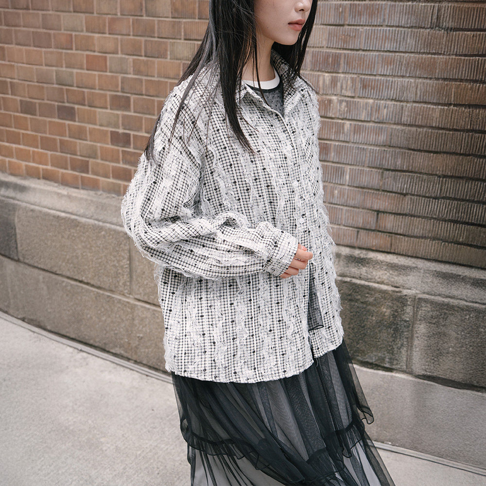 QUEENSHOP2026秋冬新品女装立体蕾丝格纹点点长袖衬衫-黑01025855