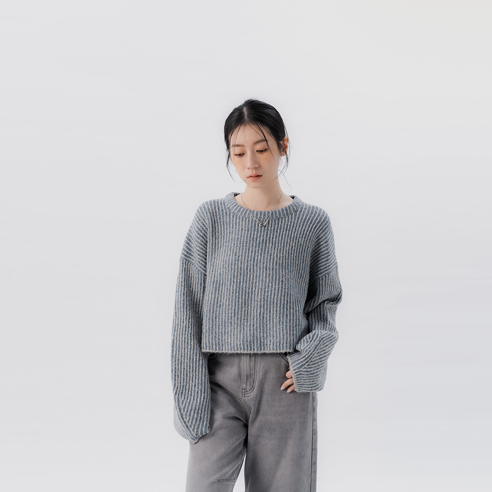 蕾蒂双色坑条短版针织毛衣