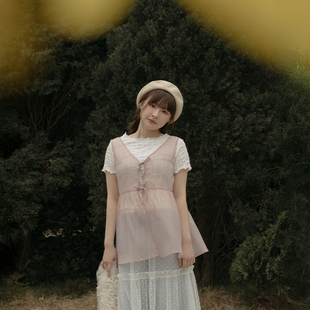 雙綁帶交叉兩穿罩衫 QUEENSHOP 2025春夏新品 女裝 背心01098530