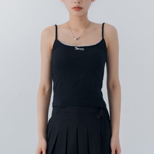 QUEENSHOP 2026春夏女装蕾蒂蕾丝缇花细肩Bratop背心-黑01041969