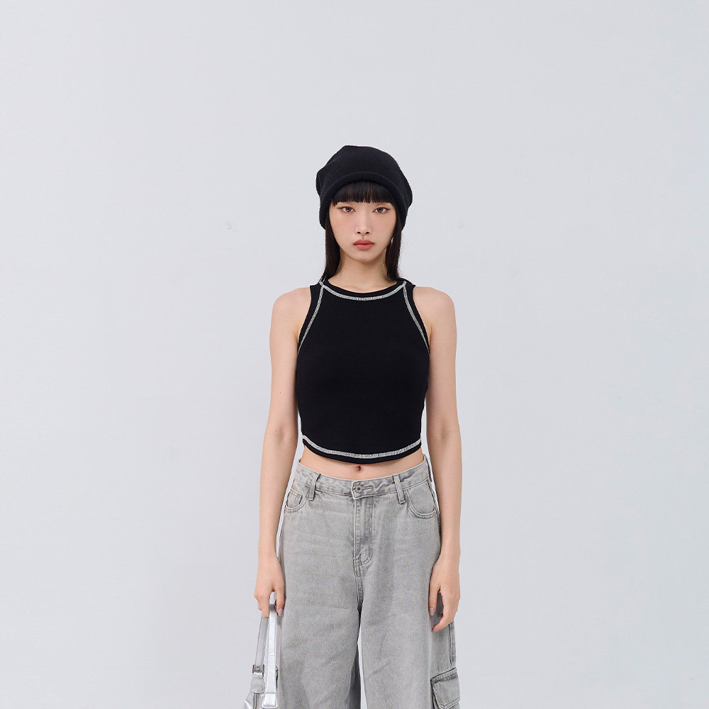 QUEENSHOP 2026春夏新品女装配色车线造型削肩背心01150478