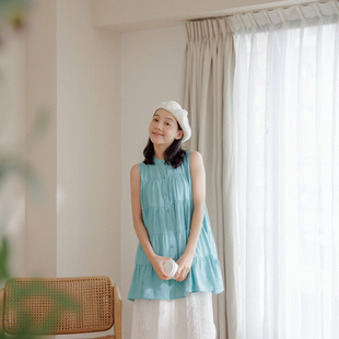 皺皺紋理排釦無袖 QUEENSHOP 女裝 長版 2025春夏新品 上衣01099117